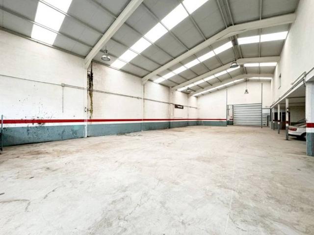 Local Comercial en venta en Villares De La Reina, Castilla y León