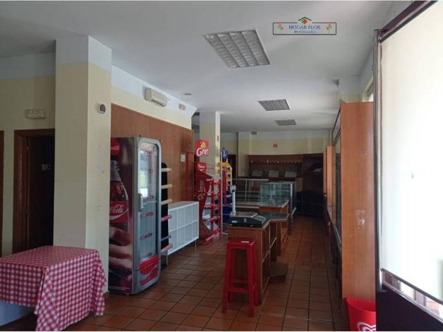 Local Comercial en venta en Villares De La Reina, Castilla y León