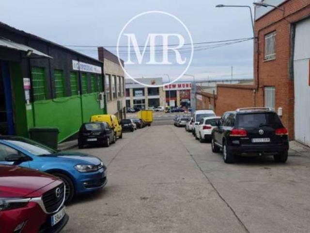 Local Comercial en venta en Villares De La Reina, Castilla y León