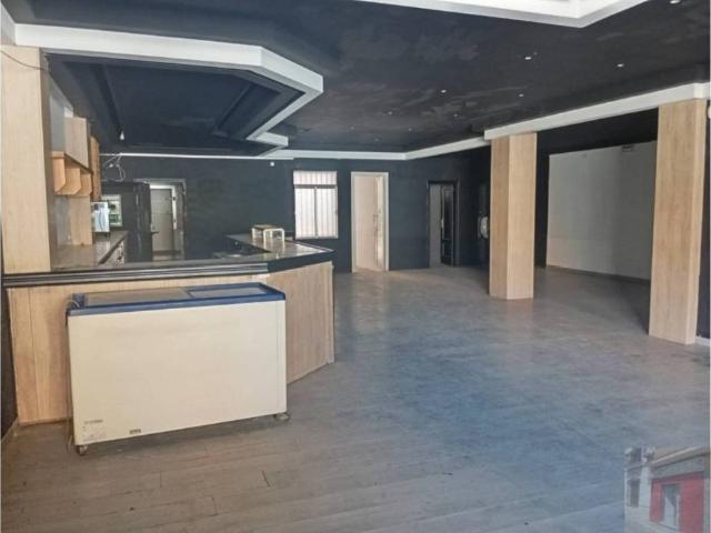 Local Comercial en venta en Villarrobledo, Castilla-La Mancha
