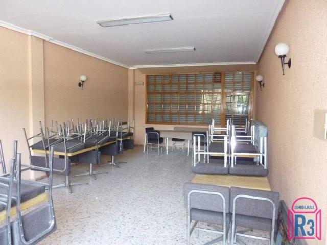 Local Comercial en venta en Villasabariego, Castilla y León