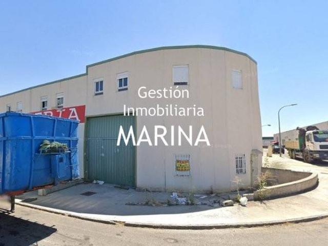 Local Comercial en venta en Yuncler