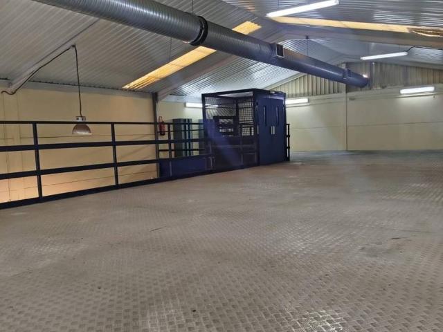 Local Comercial en venta en Yuncos, Castilla-La Mancha