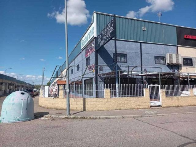 Local Comercial en venta en Yuncos, Castilla-La Mancha