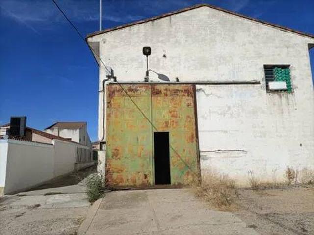 Local Comercial en venta en Yunquera De Henares, Castilla-La Mancha