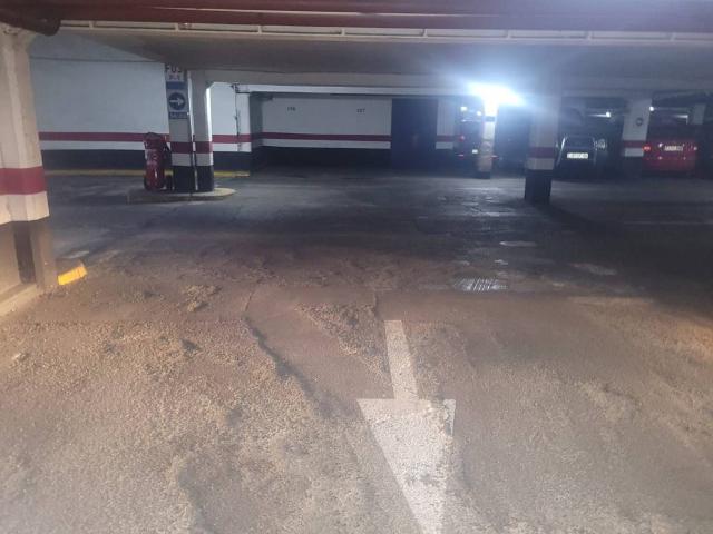 Local Comercial en venta en Delicias, Zaragoza