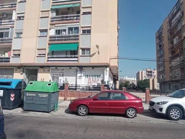 Local Comercial en venta en Delicias, Zaragoza