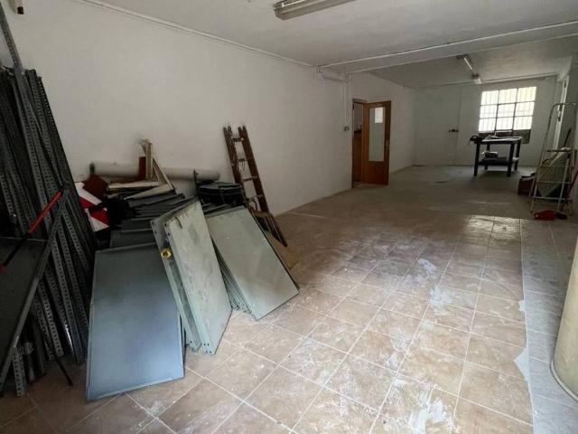 Local Comercial en venta en Delicias, Zaragoza