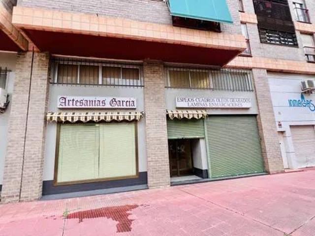 Local Comercial en venta en Delicias, Zaragoza