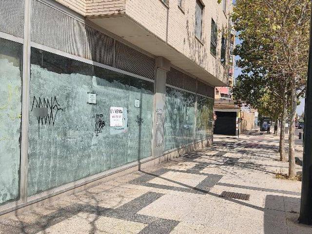 Local Comercial en venta en San José, Zaragoza
