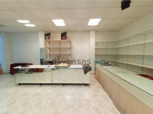 Local Comercial en venta en Delicias, Zaragoza