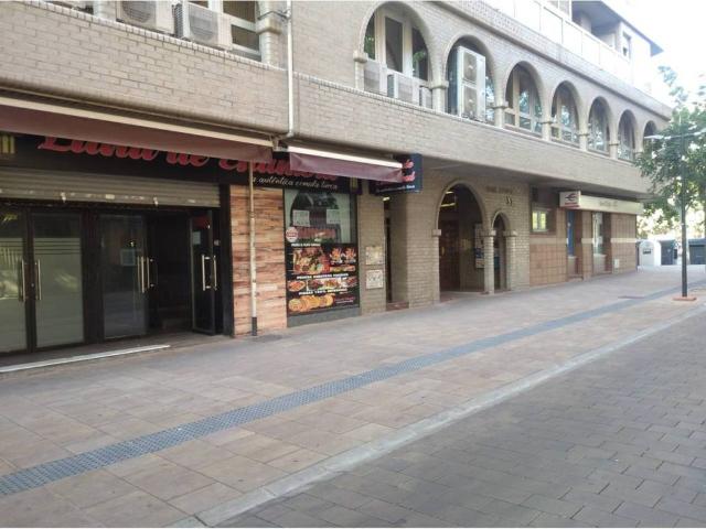 Local Comercial en venta en San José, Zaragoza