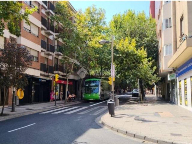 Local Comercial en venta en Zaragoza, Aragón