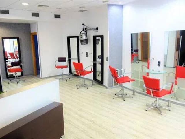 Local Comercial en venta en Delicias, Zaragoza
