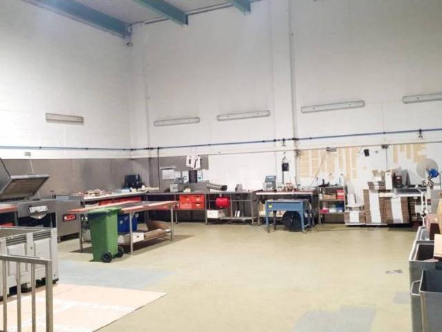 Local Comercial en venta en Zaratamo, Guipúzcoa
