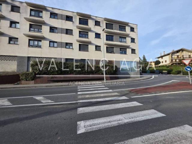 Local Comercial en venta en Zizurkil, Guipúzcoa
