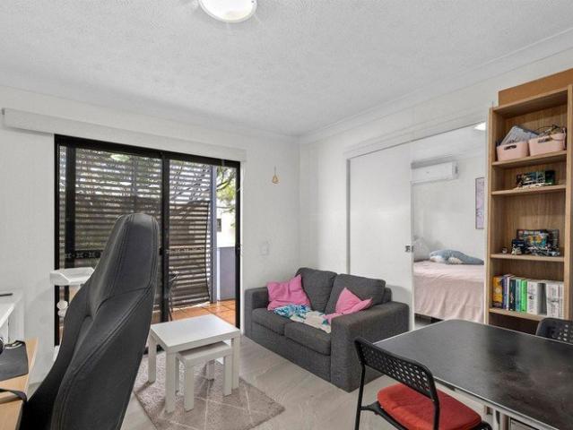 Apartment for sale in Toombul, Queensland