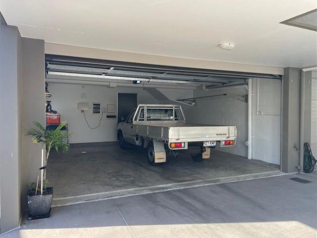 Townhouse for rent in Toombul, Queensland