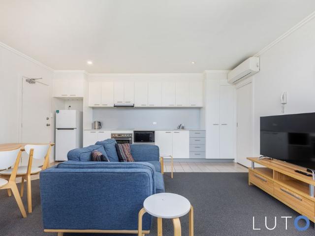 Apartment for rent in Braddon, North Canberra
