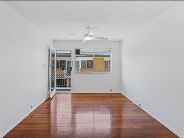 Apartment for rent in Toombul, Queensland