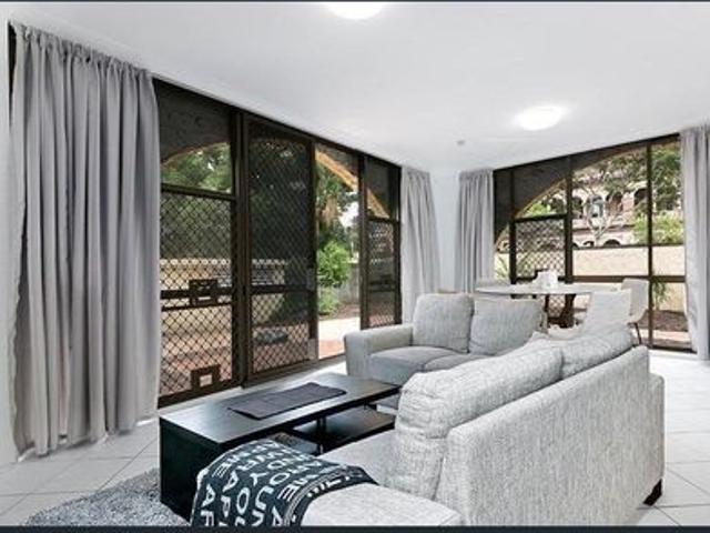 Apartment for rent in Toombul, Queensland