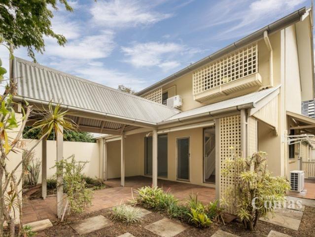 Townhouse for sale in Toombul, Queensland