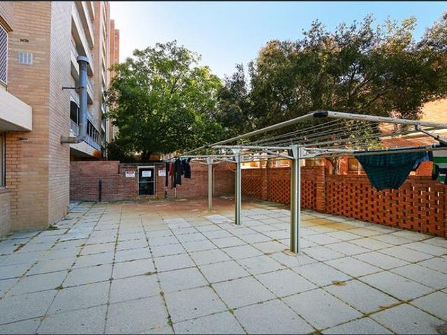 Apartment for rent in Cockburn, Western Australia