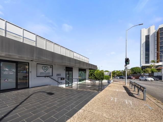 Office for rent in Toombul, Queensland