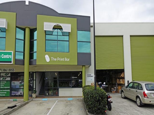 Warehouse for rent in Toombul, Queensland