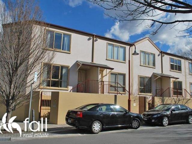 House for rent in Hobart