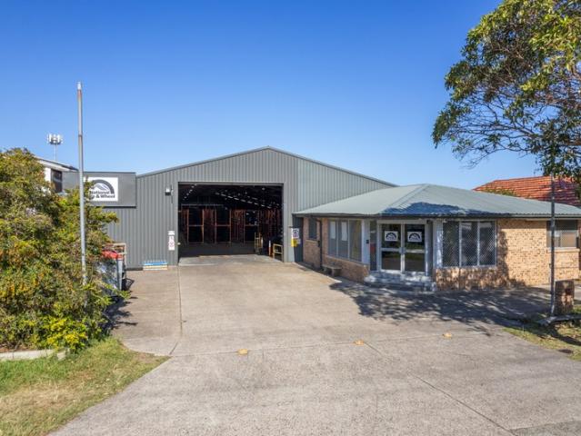 Warehouse for rent in Ambergate, New South Wales