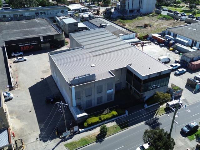 Warehouse for rent in Preston, Melbourne