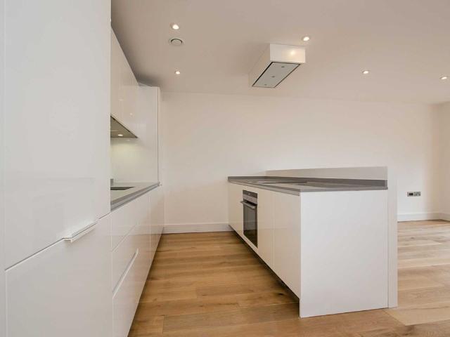 Apartment for rent in Southfields, Greater London