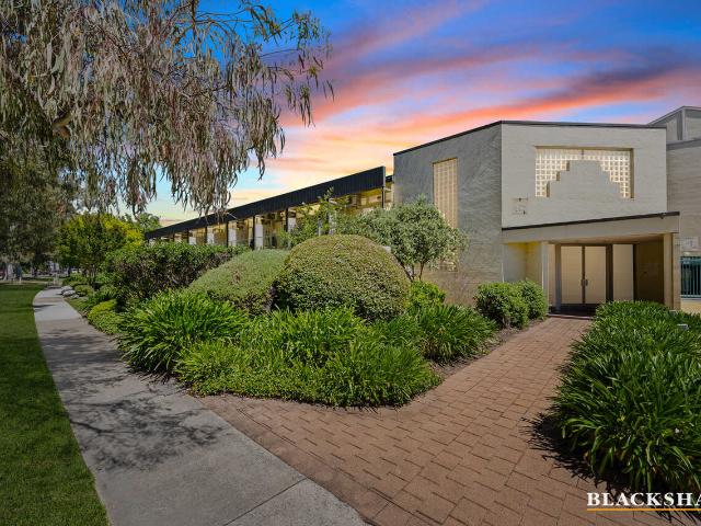 Granny Flat for rent in Narrabundah, Australian Capital Territory
