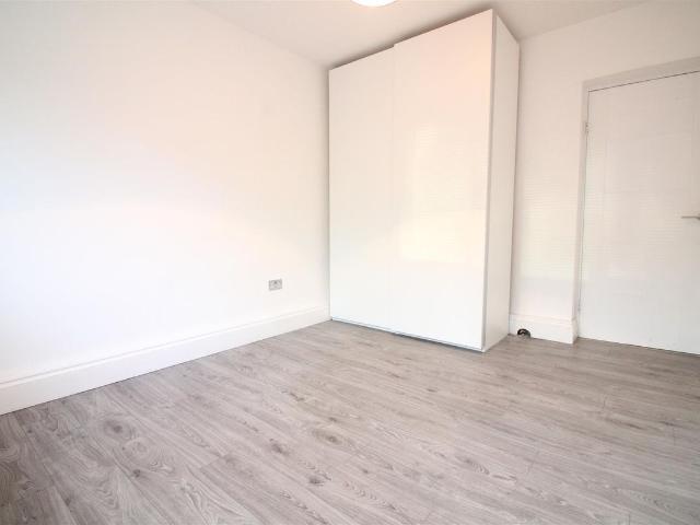 Apartment for rent in Roehampton, Greater London