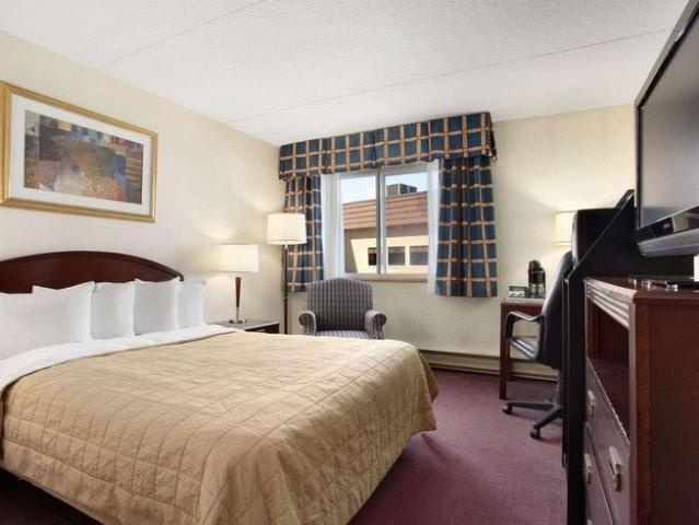 House for rent in Orléans Village - Châteauneuf, Ottawa