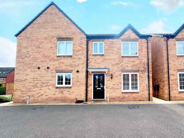 Apartment for rent in Auckley, South Yorkshire
