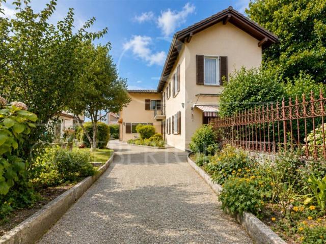 Haus kaufen in Losone, Tessin