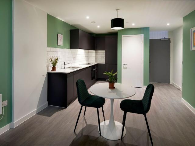 Apartment for rent in Gorse Hill, Trafford Park