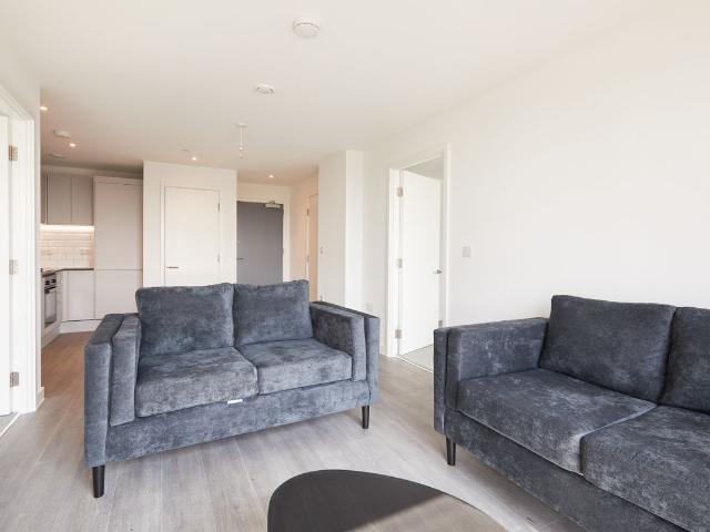 Apartment for rent in Gorse Hill, Trafford Park