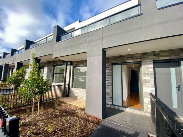 Townhouse for rent in Camerons Creek, Victoria