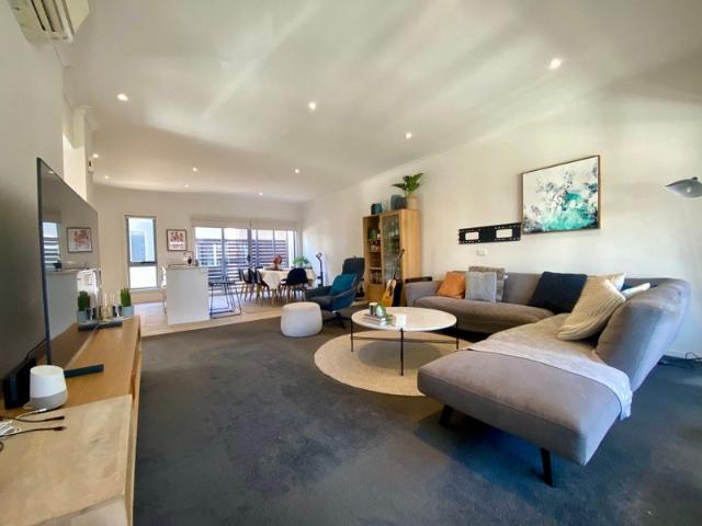 Townhouse for rent in Camerons Creek, Victoria