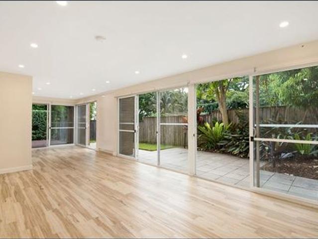 Townhouse for rent in Sydney, New South Wales