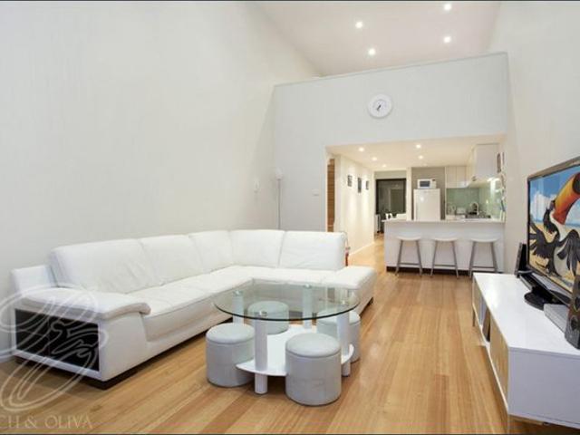 Townhouse for rent in Sydney, New South Wales
