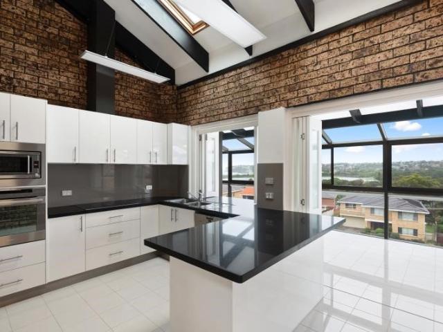 Duplex for rent in Sydney, New South Wales