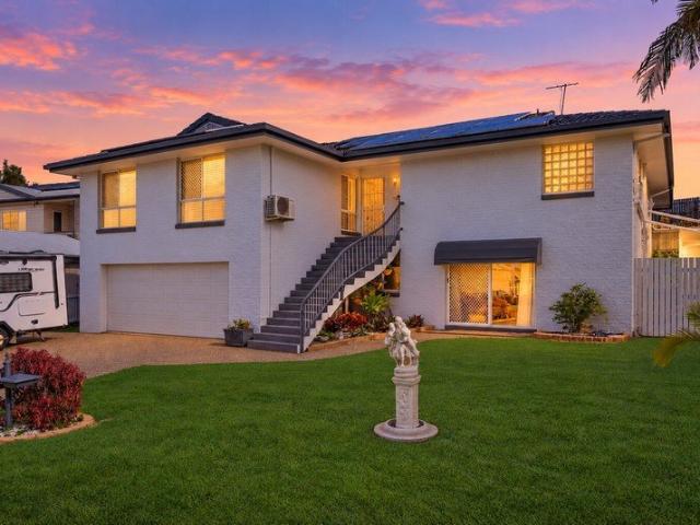 House for sale in Arana Hills, Greater Brisbane