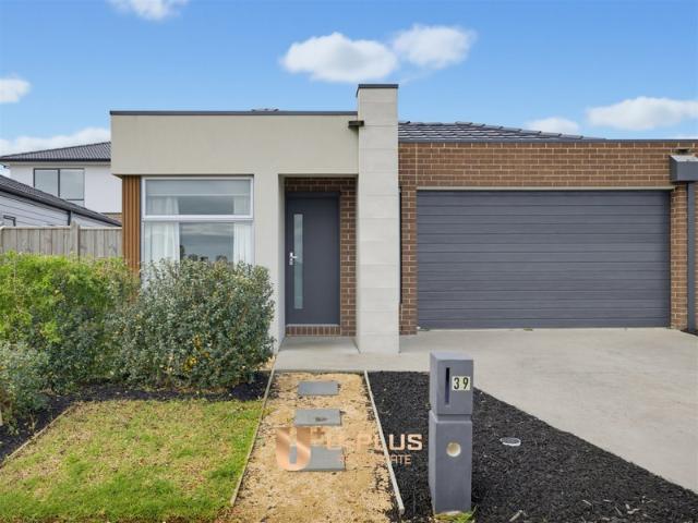 House for sale in Clyde Springs, Melbourne