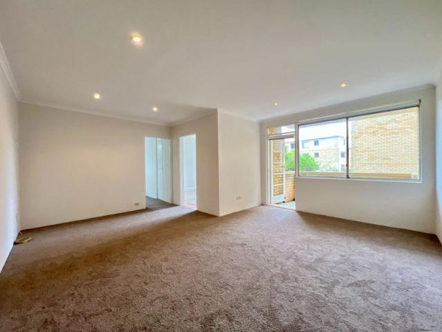 Apartment for rent in Lower North Shore, Sydney