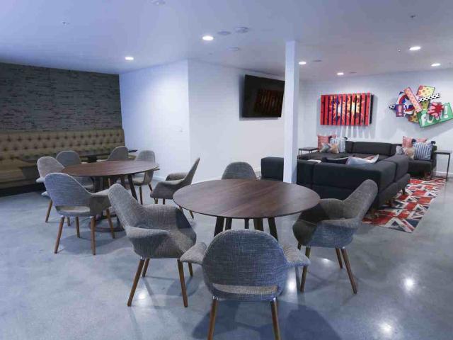 Apartment for rent in Canoga Park, California
