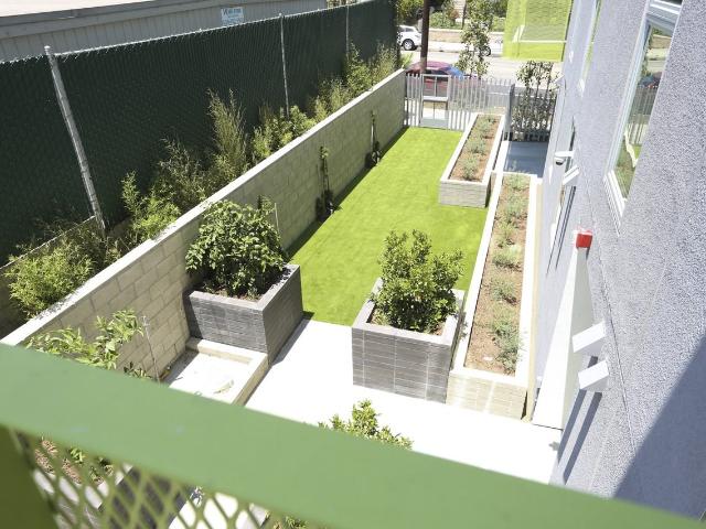 Apartment for rent in Canoga Park, California